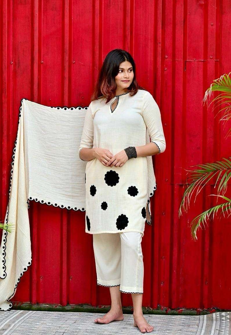 Women's Cotton Embroidered Floral patchwork Kurti with pant and Dupatta set - Image 3